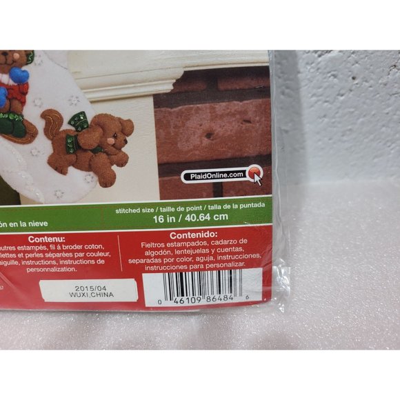 New Bucilla Felt Stocking Kit 86484 Fun in the Snow 16" - Picture 4 of 5